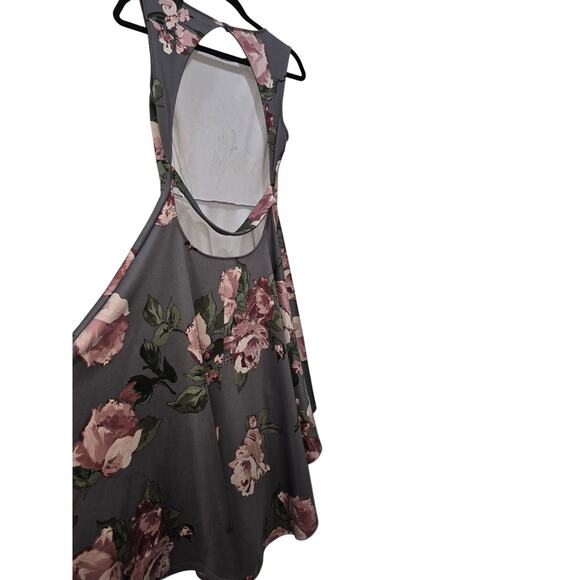 Windsor Gray Floral Hi-Low Dress – Size Large - Picture 11 of 15